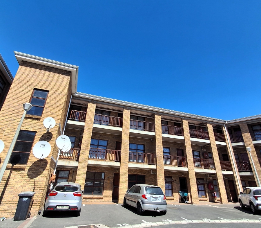 To Let 2 Bedroom Property for Rent in Ferndale Western Cape